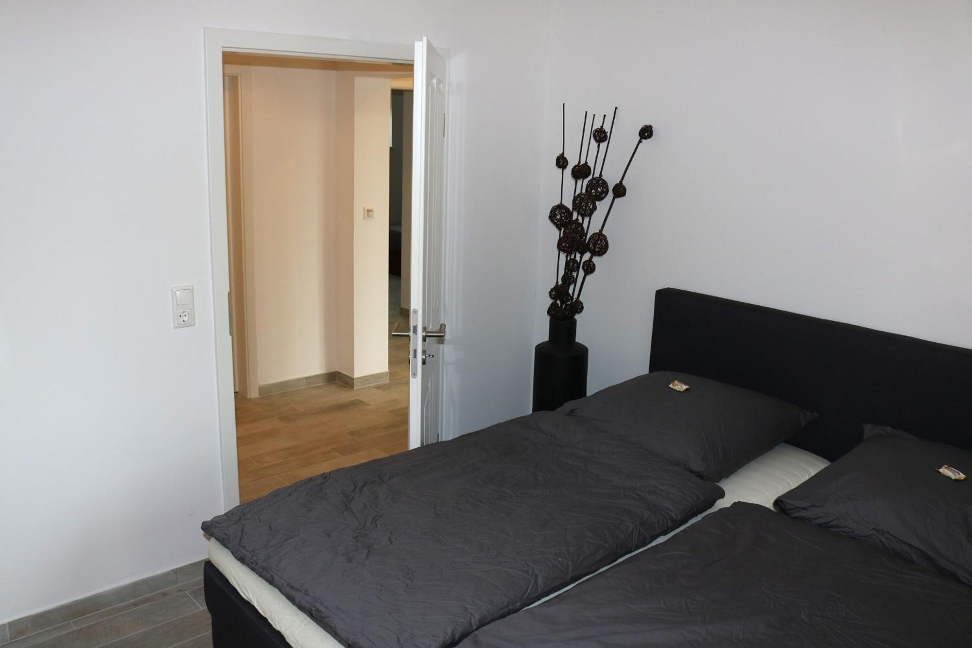 Ferienwohnungen Arp "2O" Mit Garten Und Parkplatz Itzehoe Exterior photo