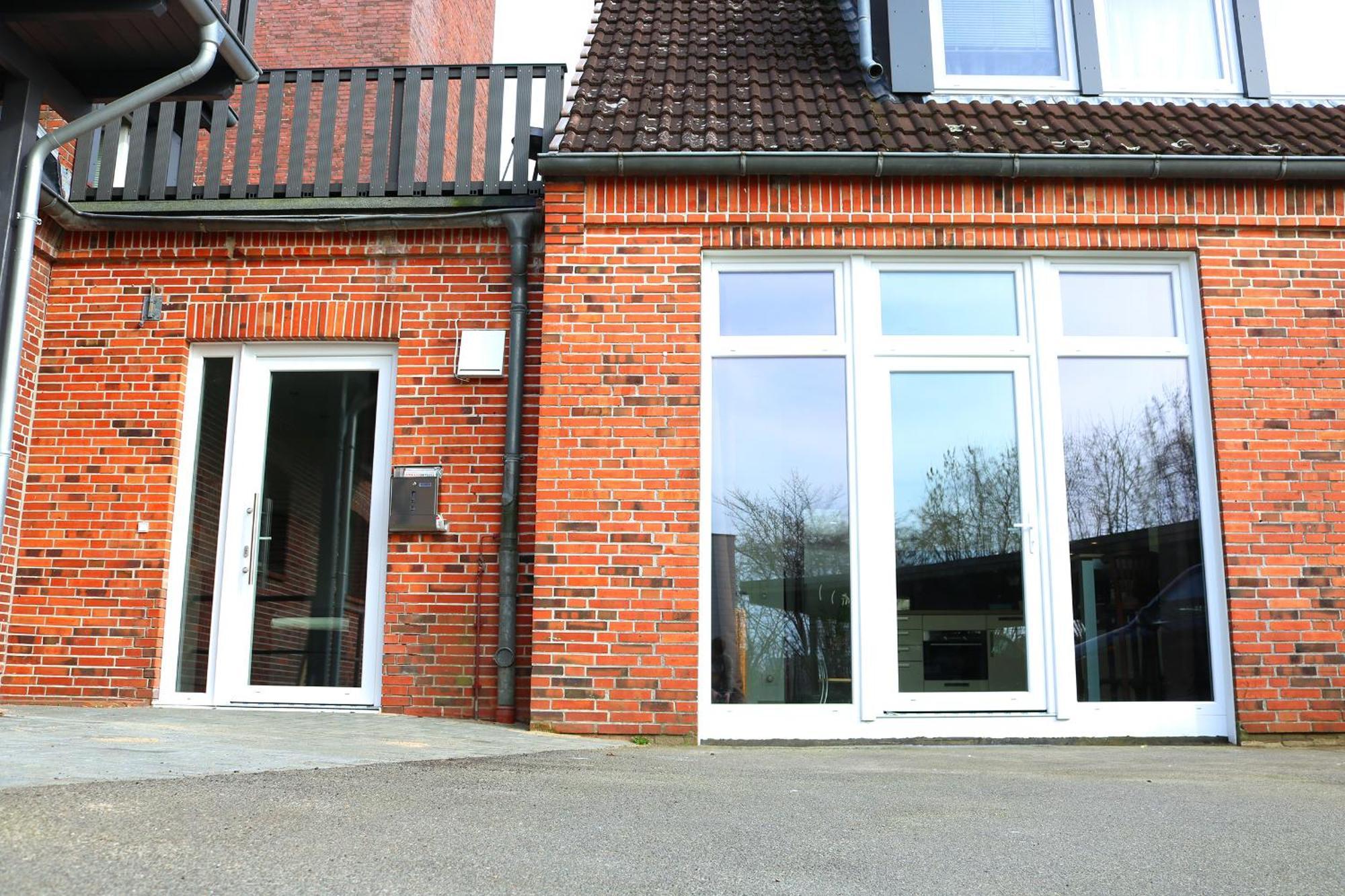 Ferienwohnungen Arp "2O" Mit Garten Und Parkplatz Itzehoe Exterior photo